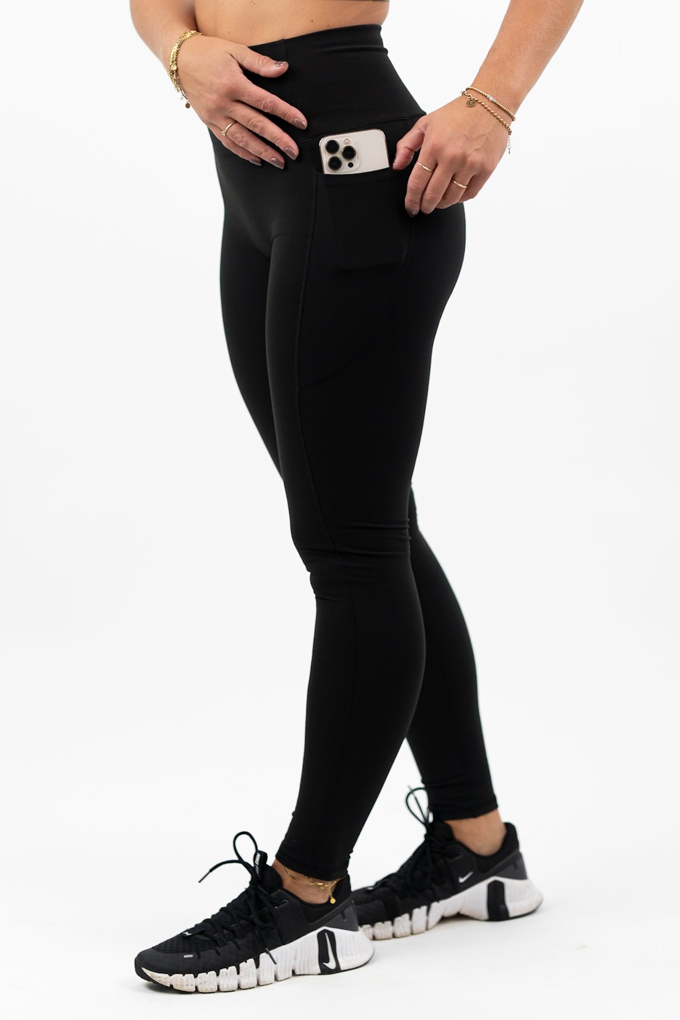 B.Reactive Pocket Pro Tight Cropped - Black